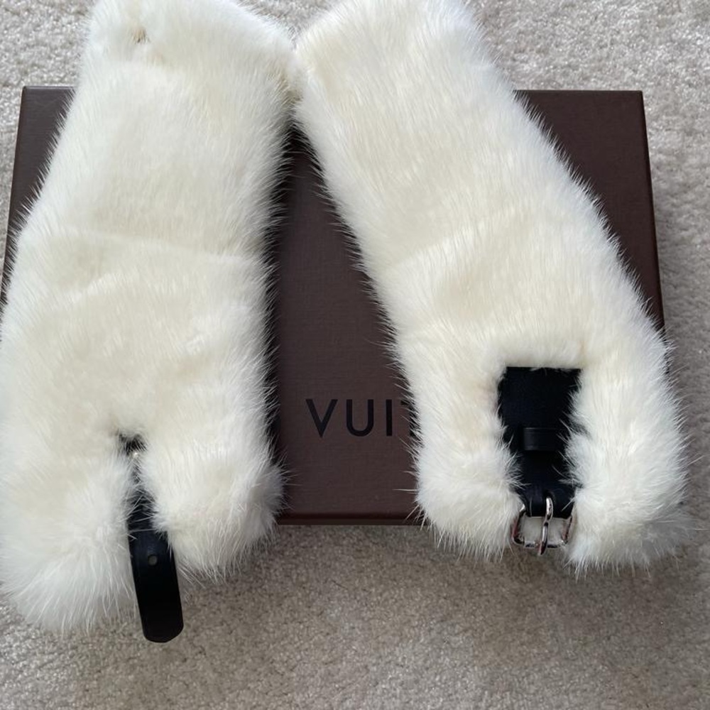 Louis vuitton ivory white mink collar stephen sprouse leopard silk print